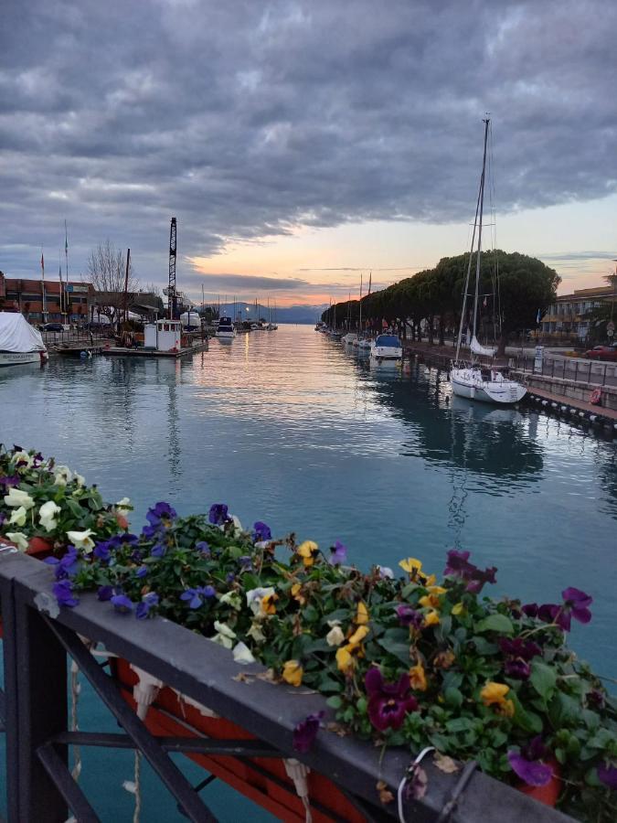 Il Nido Della Civetta Villa Sirmione Eksteriør bilde