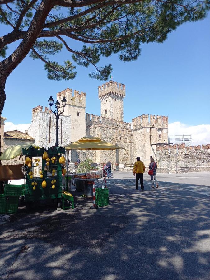 Il Nido Della Civetta Villa Sirmione Eksteriør bilde